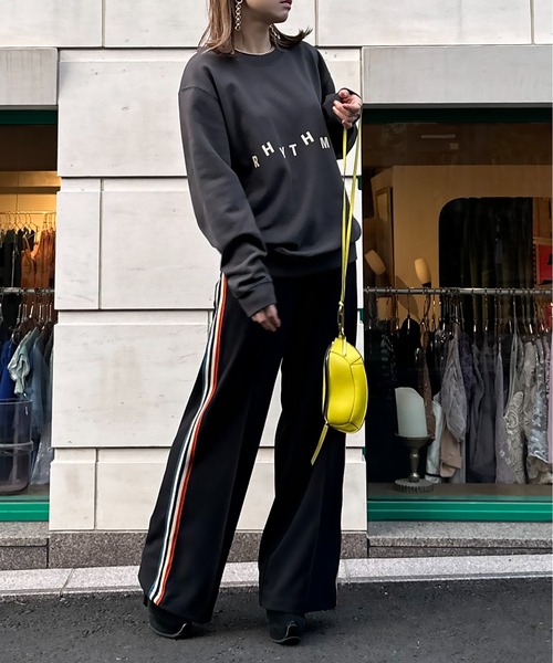 mi via loca（ミヴィアロカ）の「United Athle リズミック コットン100ウラケ ロゴスウェット 【PT NO. MVL007 ※2A】（スウェット・レディース・オフホワイト/オートミール/スミクロ・MEDIUM/X-LARGE）」の5枚目の写真