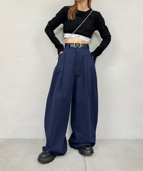 WHO'S WHO gallery（フーズフーギャラリー）の「2タックワイドパンツ（スラックス・レディース・オフホワイト/ネイビー/ブラック・FREE）」の12枚目の写真