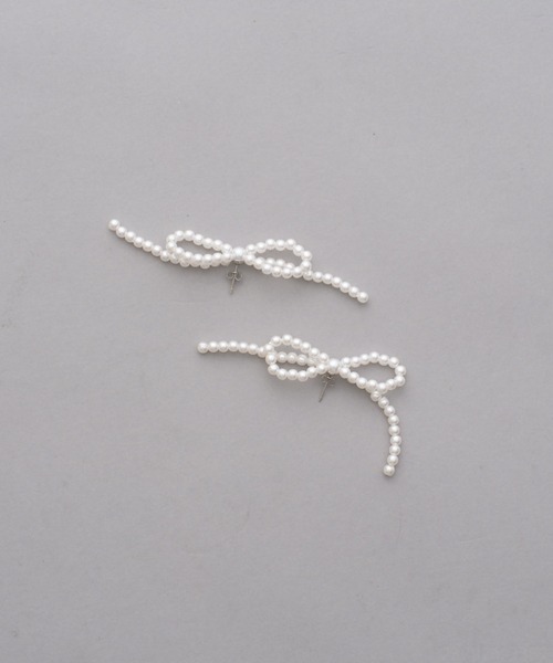 one after another NICE CLAUP（ワンアフターアナザーナイスクラップ）の「【ribbon collection】 パールリボンピアス（ピアス（両耳用）・レディース・アイボリー・FREE）」の2枚目の写真