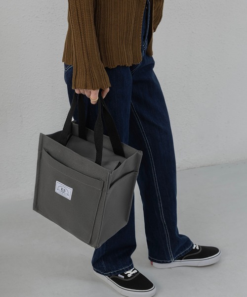 LA VORAGINE(ラ ヴォラジネ)の「【保温・保冷】外ポケット トートランチバッグ/お弁当袋(お弁当箱・レディース・グレー/ブラック・FREE)」の8枚目の写真