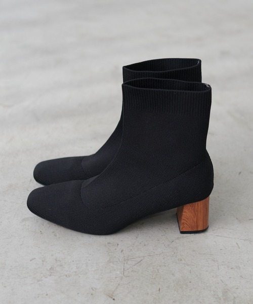 natural couture（ナチュラルクチュール）の「スクエアトゥニットブーツ（その他シューズ・レディース・モカ/ライトベージュ/ブラック・SMALL/LARGE/MEDIUM）」の16枚目の写真