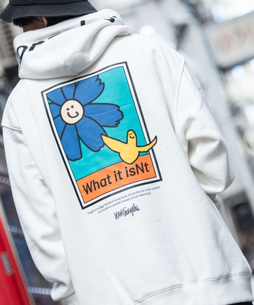 （What it isNt）ART BY MARKGONZALES（ワットイットイズント）の「『(What it isNt) ART BY MARK GONZALES/アートバイマークゴンザレス』RELAX FIT長袖パーカー（パーカー・メンズ・ホワイト/ピンク/ロイヤルブルー/イエロー/レッド・M/L）」の9枚目の写真