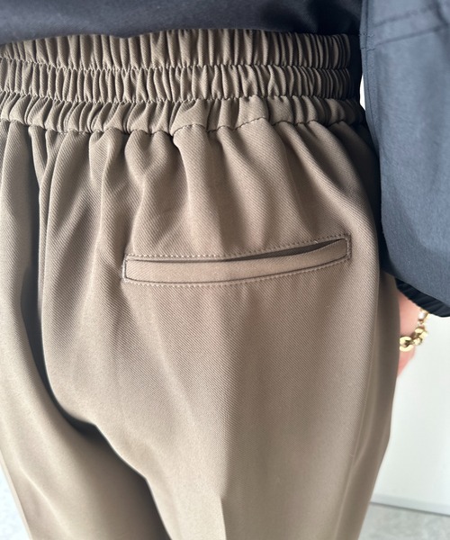 un dix cors(アンディコール)の「2重織2タックワイドパンツ(スラックス・レディース・モカ/ブラック・FREE/S)」の19枚目の写真