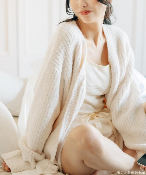 fran de lingerie(フランデランジェリー)の「ふわふわ&さらさらの極上手触りユニセックスが嬉しい楽ちんニット 「パウダーもこ ガウン」 ガウン(ルームウェア/パジャマ・レディース・チャコールグレー/アイボリー/ミント/ピンク系その他/グレイッシュベージュ・M/L)」の10枚目の写真