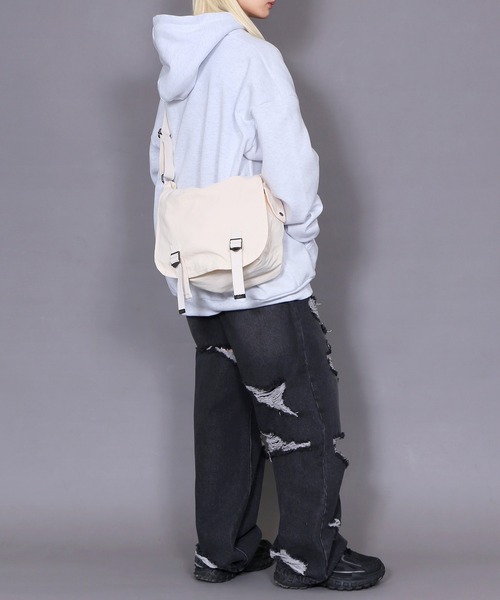 Figments（フィグメンツ）の「ミリタリーショルダーバッグ（ショルダーバッグ・レディース・オフホワイト/ブラック・FREE）」の7枚目の写真