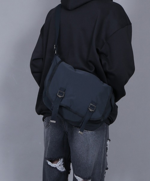 Figments（フィグメンツ）の「ミリタリーショルダーバッグ（ショルダーバッグ・レディース・オフホワイト/ブラック・FREE）」の5枚目の写真