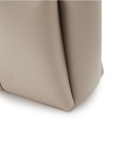 Mila Owen（ミラオーウェン）の「パーテーションミドルトートバッグ（トートバッグ・レディース・ボルドー/ベージュ/ブラック・FREE）」の9枚目の写真