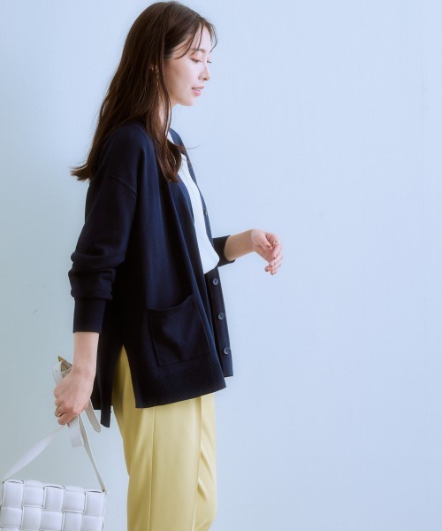 7days Life Styling(セブンデイズライフスタイリング)の「サイドスリットVネックカーディガン(毛玉になりにくい・静電防止・UVカット・タンブル乾燥OK)(ニット/セーター・レディース・ネイビー/サックスブルー/杢グレー・S/M/L/LL)」の13枚目の写真