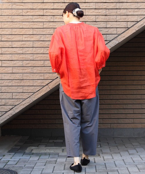LE GLAZIK(ルグラジック)の「LE GLAZIK/ル グラジック ギャザーネックブラウス LINEN GATHER NECK BLOUSE LG-B0048 RAT(シャツ/ブラウス・レディース・ブラック/オレンジ・36)」の14枚目の写真