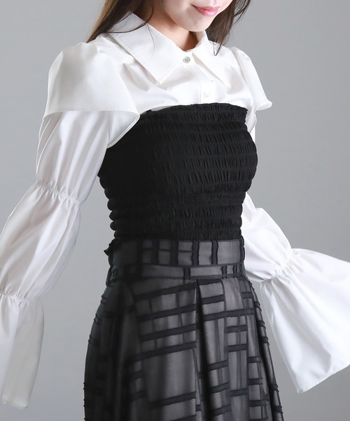 Cheek（チーク）の「シャーリングキャミソール（キャミソール・レディース・ホワイト/イエロー/ブラック/グリーン・MEDIUM）」の3枚目の写真