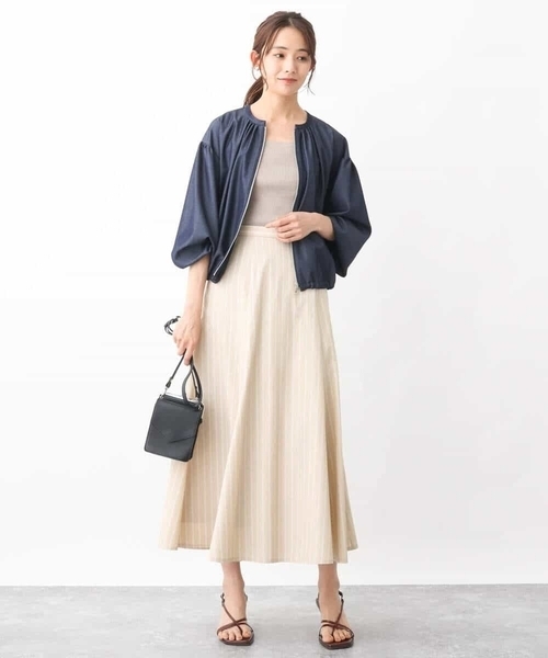 MK MICHEL KLEIN(エムケーミッシェルクラン)の「ストライプ柄フレアースカート/洗える(スカート・レディース・ベージュ/ブルー・38)」の4枚目の写真