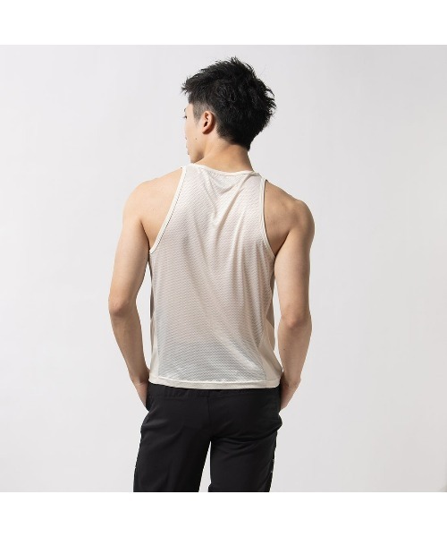 Reebok(リーボック)の「ランニング スピードウィック シングレット / RUN SPEEDWICK SINGLET(タンクトップ・メンズ・アイボリー/ライトブルー・LARGE/MEDIUM/SMALL/XX-LARGE/X-LARGE)」の4枚目の写真