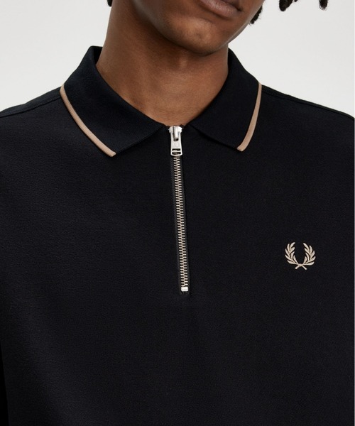 FRED PERRY（フレッドペリー）の「Crepe Pique Zip Neck Polo Shirt（ポロシャツ・メンズ・ブラック/ホワイト・M/L）」の7枚目の写真