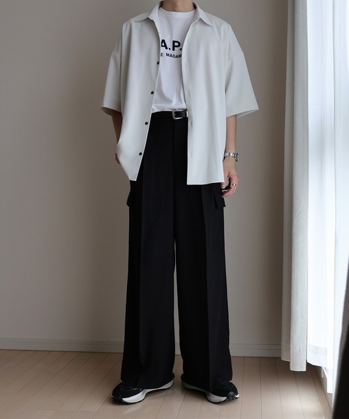 CALLNE（カルネ）の「【CALLNE】2Tuck Wide Straight Cargo Slacks / 2タックワイドストレートカーゴパンツ（スラックス・メンズ・ブラック/ブラウン・M/L）」の16枚目の写真