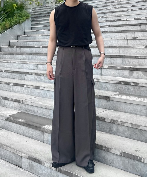 CALLNE（カルネ）の「【CALLNE】2Tuck Wide Straight Cargo Slacks / 2タックワイドストレートカーゴパンツ（スラックス・メンズ・ブラック/ブラウン・M/L）」の19枚目の写真