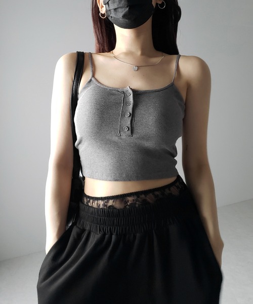 me+em select(ミームセレクト)の「【 カップ付き 】フロントボタンヘンリーネックショートリブキャミソール / front button henry neck short rib camisole(キャミソール・レディース・ブラック/ホワイト/グレー・FREE)」の22枚目の写真