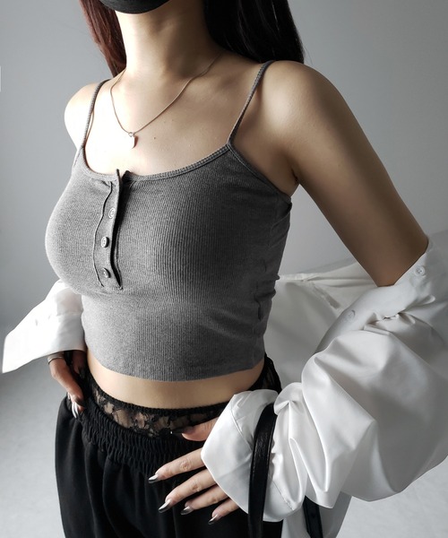 me+em select(ミームセレクト)の「【 カップ付き 】フロントボタンヘンリーネックショートリブキャミソール / front button henry neck short rib camisole(キャミソール・レディース・ブラック/ホワイト/グレー・FREE)」の13枚目の写真