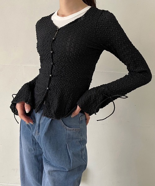 Jewelobe（ジュエローブ）の「スリーブリボンセミシアーカットタイトトップス（カーディガン/ボレロ・レディース・アイボリー/ブラック・FREE）」の16枚目の写真