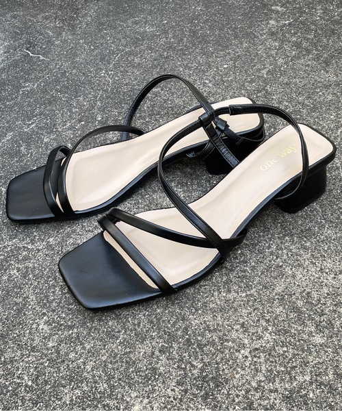 one wayザッカ（ワンウェイザッカ）の「ストラップサンダル（サンダル・レディース・ベージュ/ブラック/シルバー・LARGE/MEDIUM/X-LARGE/SMALL）」の5枚目の写真