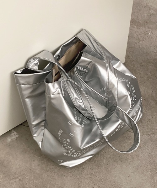 Vipoa（ヴィポア）の「URBAN OVAL LOGO BIG TOTE BAG（トートバッグ・レディース・シルバー/ブラック・FREE）」の22枚目の写真