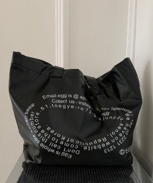 Vipoa（ヴィポア）の「URBAN OVAL LOGO BIG TOTE BAG（トートバッグ・レディース・シルバー/ブラック・FREE）」の15枚目の写真