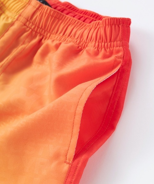 RUSTY(ラスティ)の「【RUSTY/ラスティー】キッズサーフトランクス 水着(水着・キッズ・ターコイズブルー/ブラック/オレンジ・150/140/160/130)」の19枚目の写真