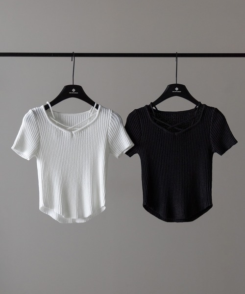 me+em select(ミームセレクト)の「【 2color 】半袖クロスラインストラップデザインリブニット ※※(ニット/セーター・レディース・ホワイト/ブラック・FREE)」の3枚目の写真
