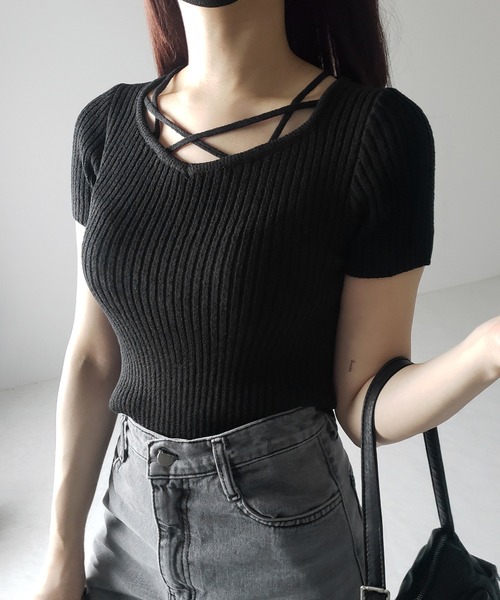 me+em select(ミームセレクト)の「【 2color 】半袖クロスラインストラップデザインリブニット ※※(ニット/セーター・レディース・ホワイト/ブラック・FREE)」の7枚目の写真
