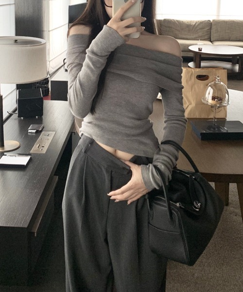 VIBGYOR（ヴィブジョー）の「【EIZZ/アイズ】サマーリブ オフショルダー トップス（Tシャツ/カットソー・レディース・ベージュ/ピンク/ブラック/グレー・MEDIUM/LARGE）」の22枚目の写真