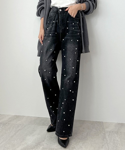 Futier land(フューティアランド)の「パール付デニムパンツ(デニムパンツ・レディース・ブラック/ライトブルー・LARGE/MEDIUM/SMALL)」の2枚目の写真