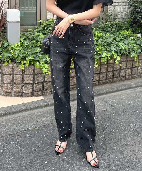 Futier land(フューティアランド)の「パール付デニムパンツ(デニムパンツ・レディース・ブラック/ライトブルー・LARGE/MEDIUM/SMALL)」の12枚目の写真