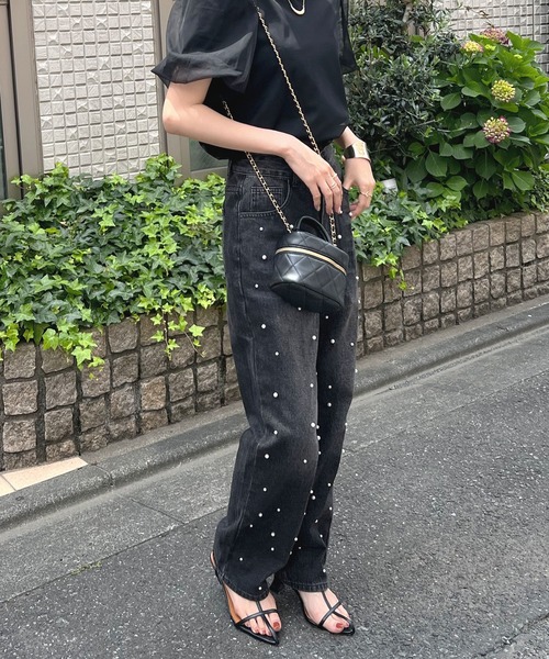 Futier land(フューティアランド)の「パール付デニムパンツ(デニムパンツ・レディース・ブラック/ライトブルー・LARGE/MEDIUM/SMALL)」の16枚目の写真
