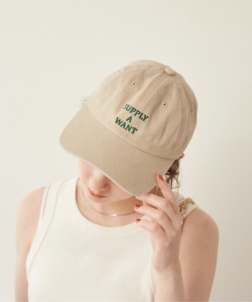 ANGIE（アンジー）の「ウォッシュド加工ロゴキャップ（キャップ・レディース・ライトベージュ/グリーン/レッド/ネイビー・FREE）」の2枚目の写真