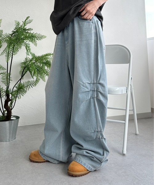 sedacle(セダクル)の「スタッズサイドタックデニム(デニムパンツ・メンズ・インディゴブルー/ライトブルー/ブラック・SMALL/MEDIUM/LARGE)」の18枚目の写真