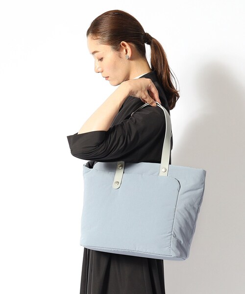 HIROKO HAYASHI(ヒロコハヤシ)の「◆MOSCOVA CELESTE(モスコーバ チェレステ)横型トートバッグ(トートバッグ・レディース・ブルー系9/チャコール・00)」の7枚目の写真