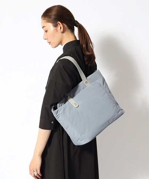 HIROKO HAYASHI(ヒロコハヤシ)の「◆MOSCOVA CELESTE(モスコーバ チェレステ)横型トートバッグ(トートバッグ・レディース・ブルー系9/チャコール・00)」の8枚目の写真