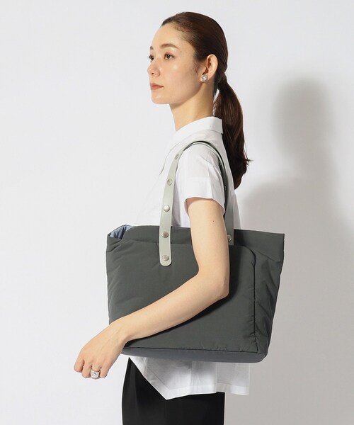 HIROKO HAYASHI(ヒロコハヤシ)の「◆MOSCOVA CELESTE(モスコーバ チェレステ)横型トートバッグ(トートバッグ・レディース・ブルー系9/チャコール・00)」の13枚目の写真