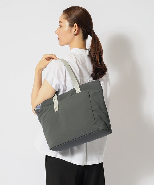 HIROKO HAYASHI(ヒロコハヤシ)の「◆MOSCOVA CELESTE(モスコーバ チェレステ)横型トートバッグ(トートバッグ・レディース・ブルー系9/チャコール・00)」の14枚目の写真