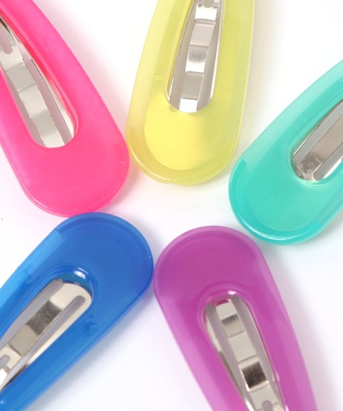 LOWRYS FARM(ローリーズファーム)の「カラフル3Pミニヘアピン 136194(ヘアピン・キッズ・グリーン/ピンク/イエロー/パープル/ブルー・FREE)」の8枚目の写真