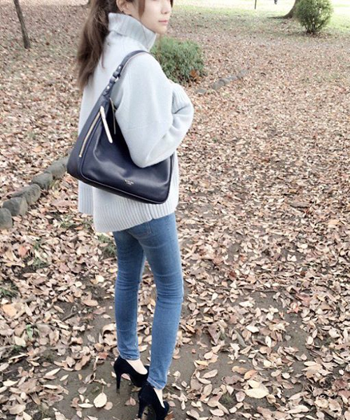 RADLEY（ラドリー）の「レザーワンショルダーバッグ【FRITH STREET】（ショルダーバッグ・レディース・ネイビー・FREE）」の11枚目の写真