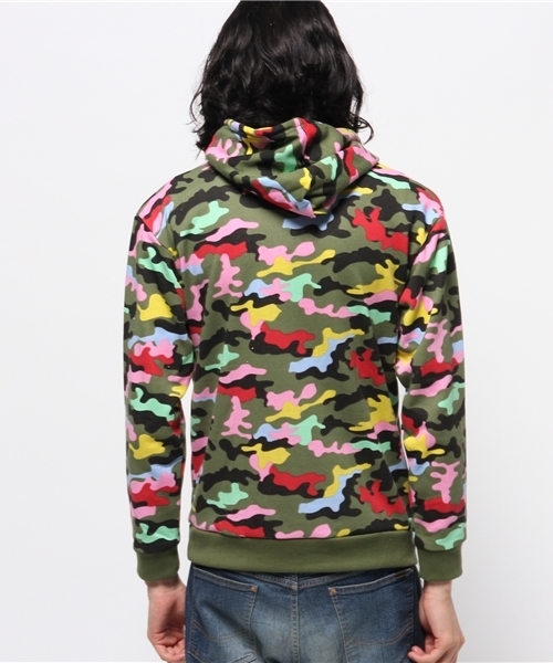 WEGO（ウィゴー）の「WEGO/カラーカモプルパーカー（パーカー・メンズ・マルチ/カーキ/レッド/ブルー・LARGE/MEDIUM）」の8枚目の写真