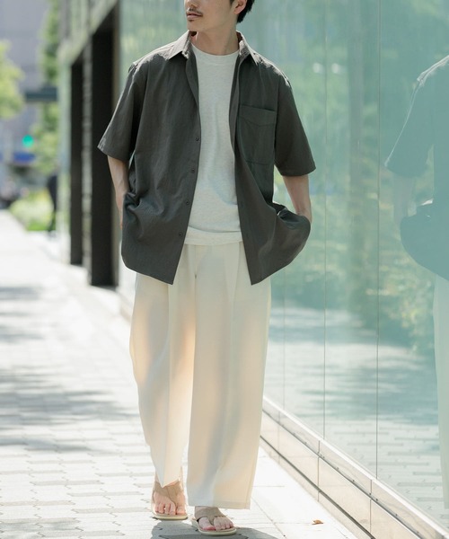 ITEMS URBANRESEARCH(アイテムズ アーバンリサーチ)の「ユーティリティ ショートスリーブシャツ(シャツ/ブラウス・メンズ・カーキ/ブラウン系その他/ダークグレー・LARGE/MEDIUM)」の6枚目の写真