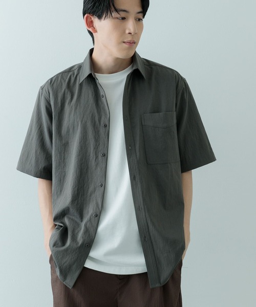 ITEMS URBANRESEARCH(アイテムズ アーバンリサーチ)の「ユーティリティ ショートスリーブシャツ(シャツ/ブラウス・メンズ・カーキ/ブラウン系その他/ダークグレー・LARGE/MEDIUM)」の7枚目の写真