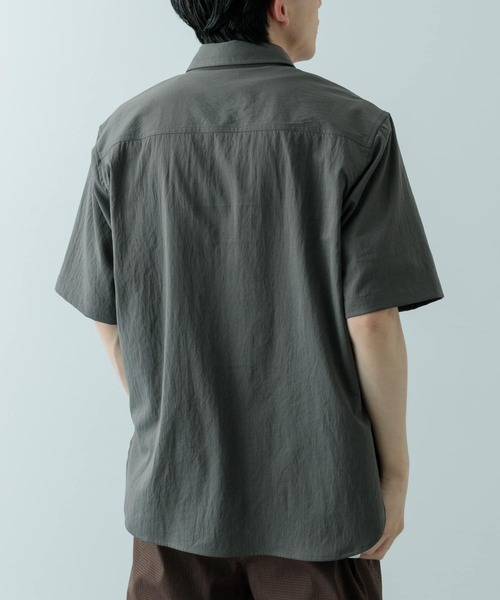 ITEMS URBANRESEARCH(アイテムズ アーバンリサーチ)の「ユーティリティ ショートスリーブシャツ(シャツ/ブラウス・メンズ・カーキ/ブラウン系その他/ダークグレー・LARGE/MEDIUM)」の10枚目の写真