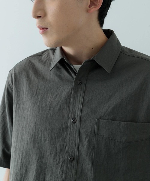 ITEMS URBANRESEARCH(アイテムズ アーバンリサーチ)の「ユーティリティ ショートスリーブシャツ(シャツ/ブラウス・メンズ・カーキ/ブラウン系その他/ダークグレー・LARGE/MEDIUM)」の18枚目の写真