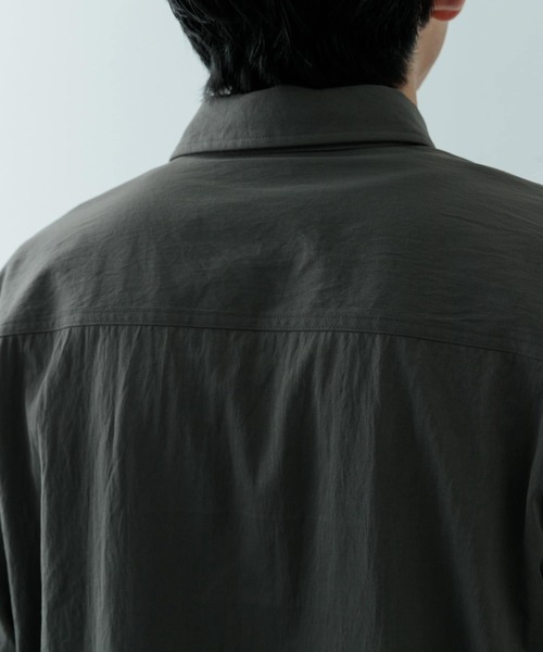 ITEMS URBANRESEARCH(アイテムズ アーバンリサーチ)の「ユーティリティ ショートスリーブシャツ(シャツ/ブラウス・メンズ・カーキ/ブラウン系その他/ダークグレー・LARGE/MEDIUM)」の22枚目の写真