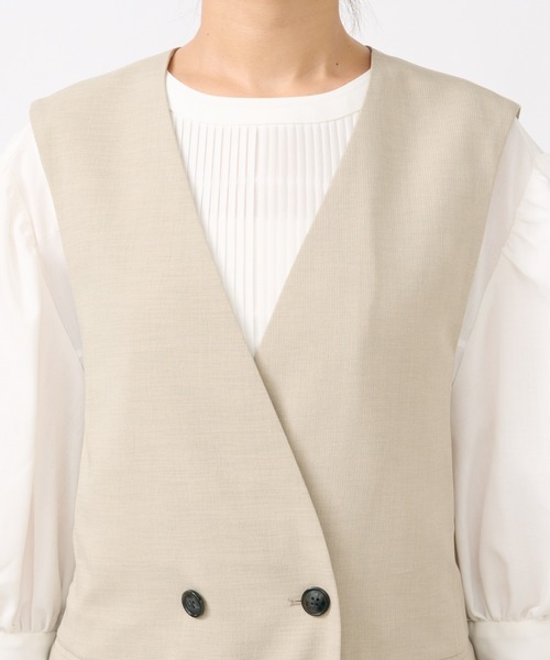 un dix cors（アンディコール）の「《レイヤードするだけでこなれ感》ジレベスト（ベスト・レディース・ベージュ/ネイビー・FREE）」の17枚目の写真