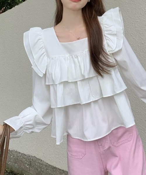 deux amour（ドゥーザムール）の「フリルティアードスクエアネックバックリボンブラウス（Tシャツ/カットソー・レディース・ホワイト/ブラック/アイボリー/ブルー・FREE）」の6枚目の写真