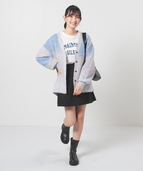 Honeys（ハニーズ）の「グラデーションＶカーデ（カーディガン/ボレロ・レディース・ブルー系/イエロー系/ブラウン系/パープル系/グレー系・S/M/L/LL）」の6枚目の写真
