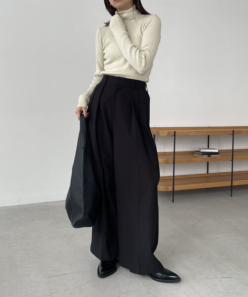 CAPRICIEUX LE'MAGE（カプリシューレマージュ）の「ハイネックリブプルオーバー（ニット/セーター・レディース・ホワイト/ブラック/グレイッシュベージュ/アイボリー・FREE）」の20枚目の写真